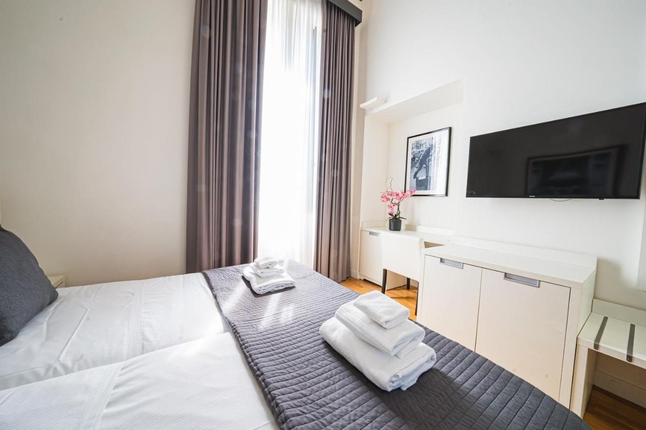 Capitals Luxury River Hotel Рим Екстериор снимка
