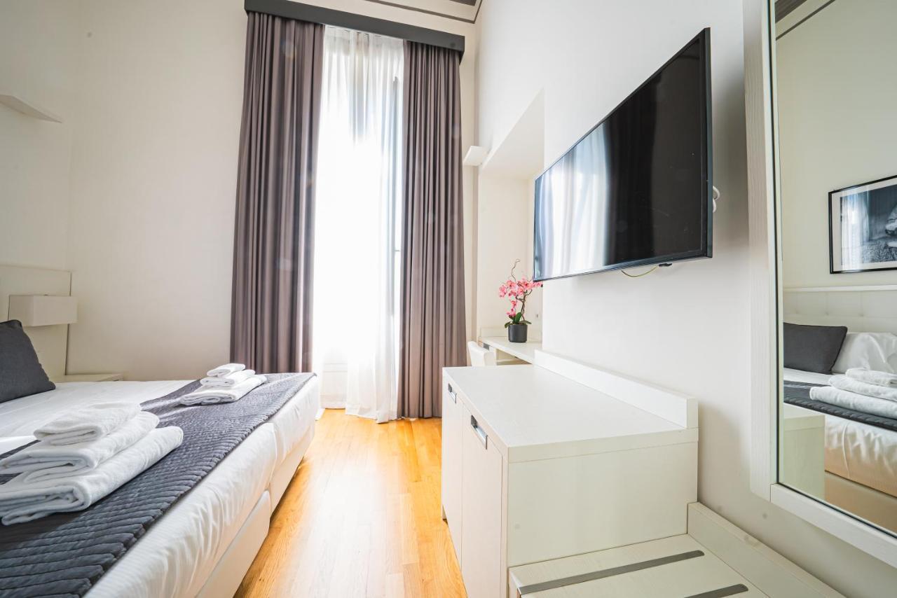 Capitals Luxury River Hotel Рим Екстериор снимка